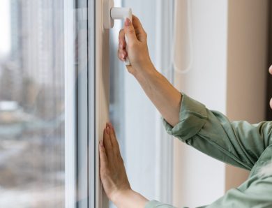 Optimiser votre confort : comment choisir des profilés PVC incluant triple vitrage ?